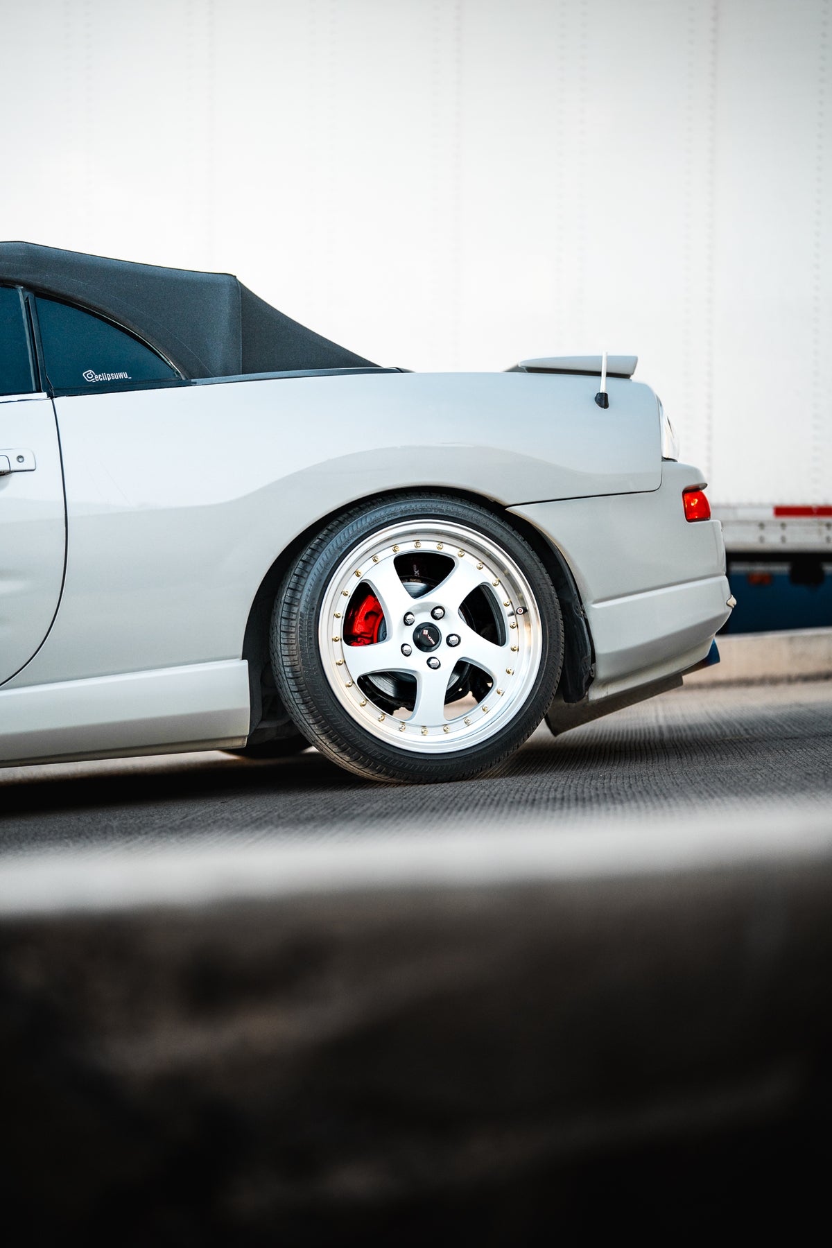Mitsubishi Eclipse Spyder on Vors VR2 White 18x8 +35 photo 25