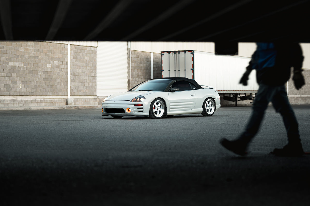 Mitsubishi Eclipse Spyder on Vors VR2 White 18x8 +35 photo 32