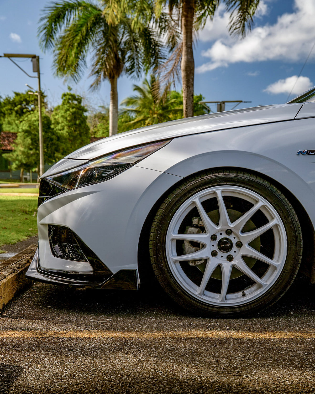 Hyundai Elantra on Vors TR4 White 18x8.5 photo 5