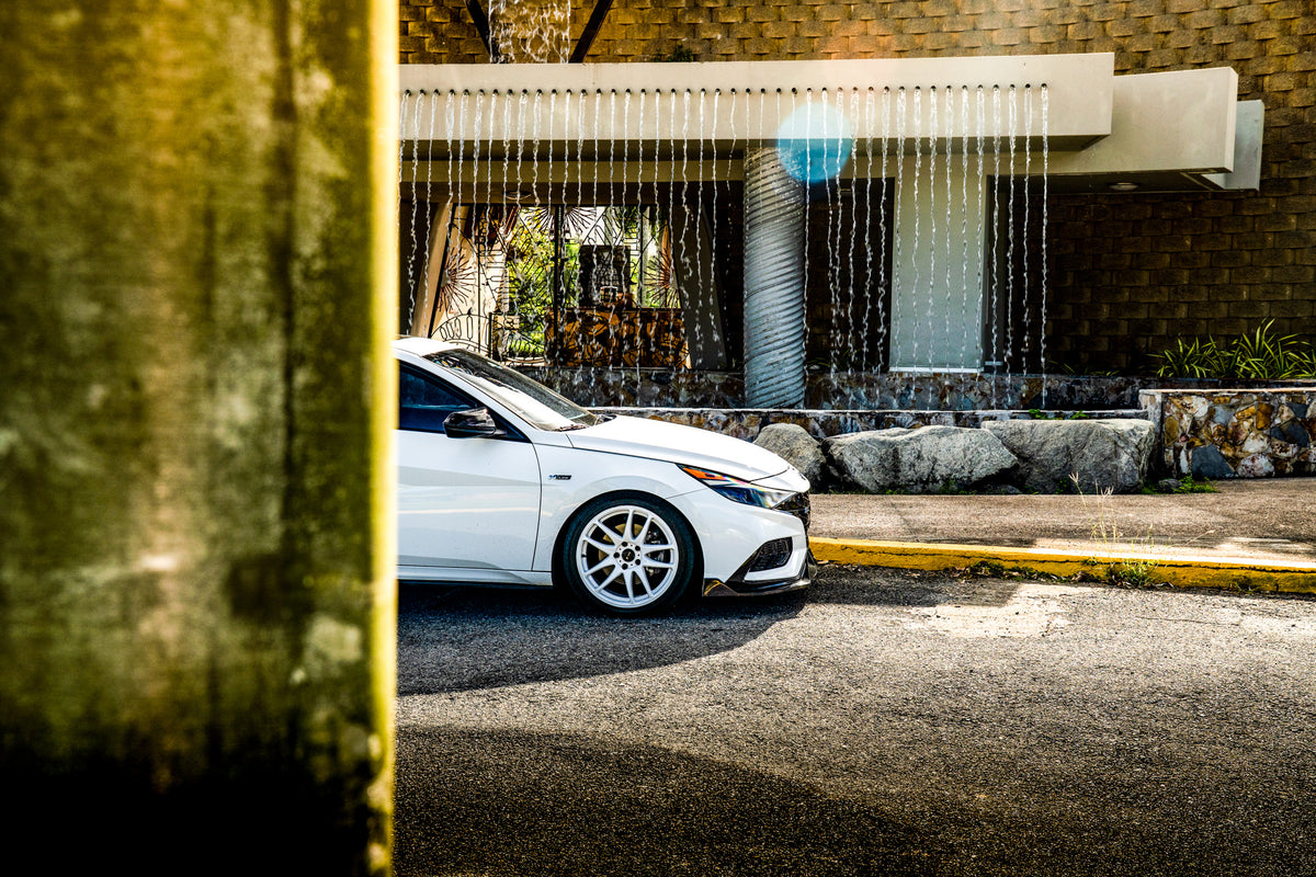 Hyundai Elantra on Vors TR4 White 18x8.5 photo 6