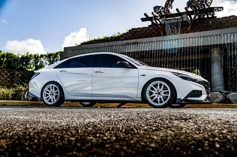 Hyundai Elantra on Vors TR4 White 18x8.5 photo 1