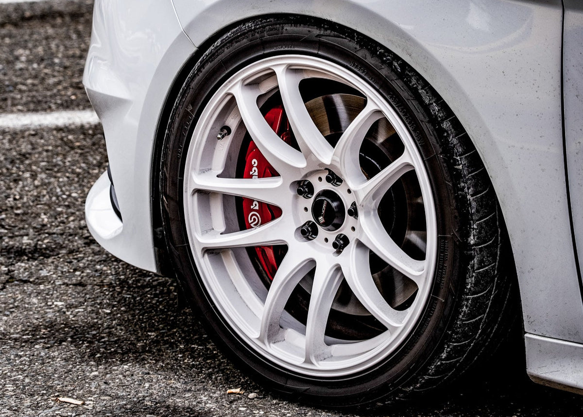 Ford Focus ST on Vors TR4 White 18x8.5 photo 4