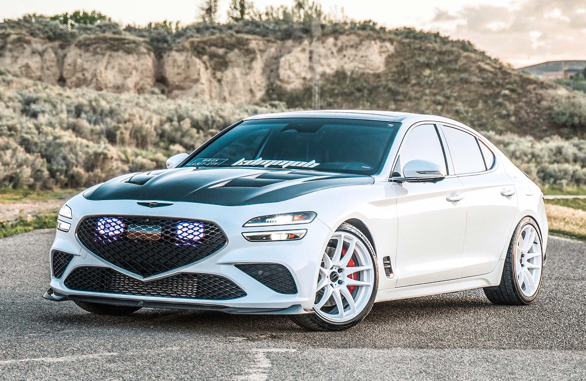 Genesis G70 on Vors TR4 White 19x8.5 +35 photo 3