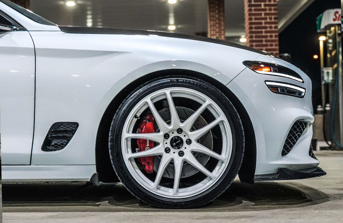 Genesis G70 on Vors TR4 White 19x8.5 +35 photo 15