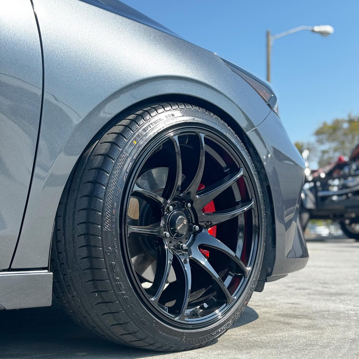 Kia Forte GT on Vors TR4 Hyper Black 18x9.5 photo 3