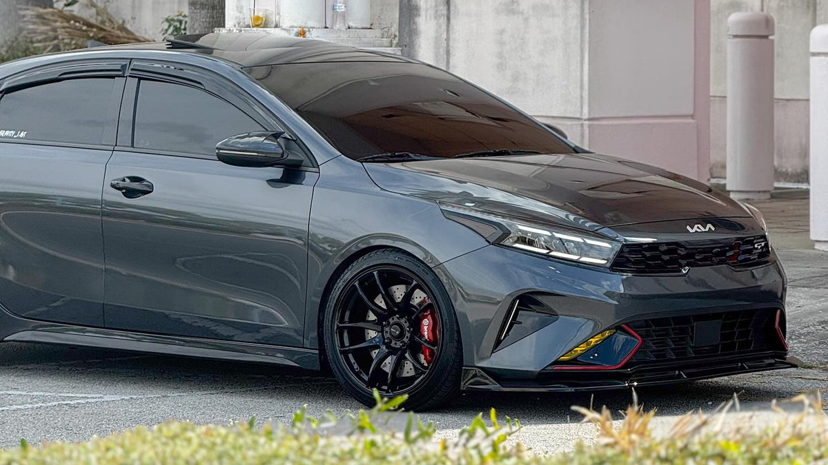Kia Forte GT on Vors TR4 Hyper Black 18x9.5 photo 6